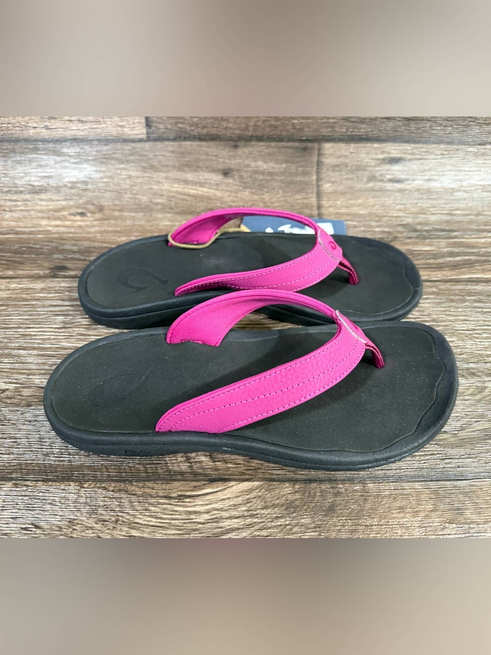 NWOB Olukai Women's Ohana Orchid Flower/Black Flip Flop Sandals Sz 11